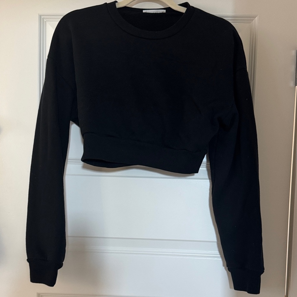 Reformation XS Black Cropped Sweatshirt